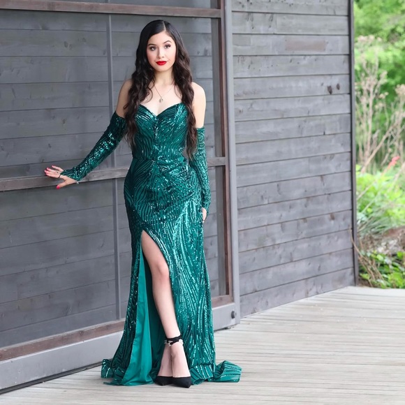 Prom Dress/Wedding Guest - Picture 5 of 6